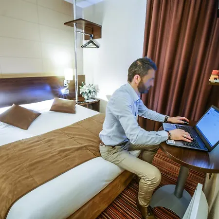 Hotel Inn Design & Restaurant Alencon Hotel