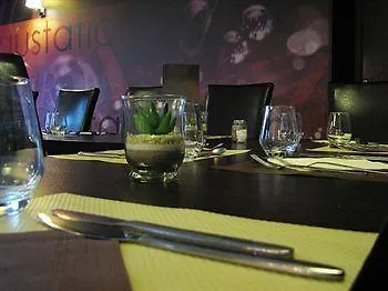 Hotel Design & Restaurant 2*